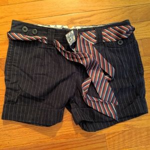 NWT American Eagle navy pinstripe shorts tie belt